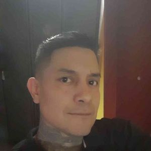 Meet your Posher, Derek